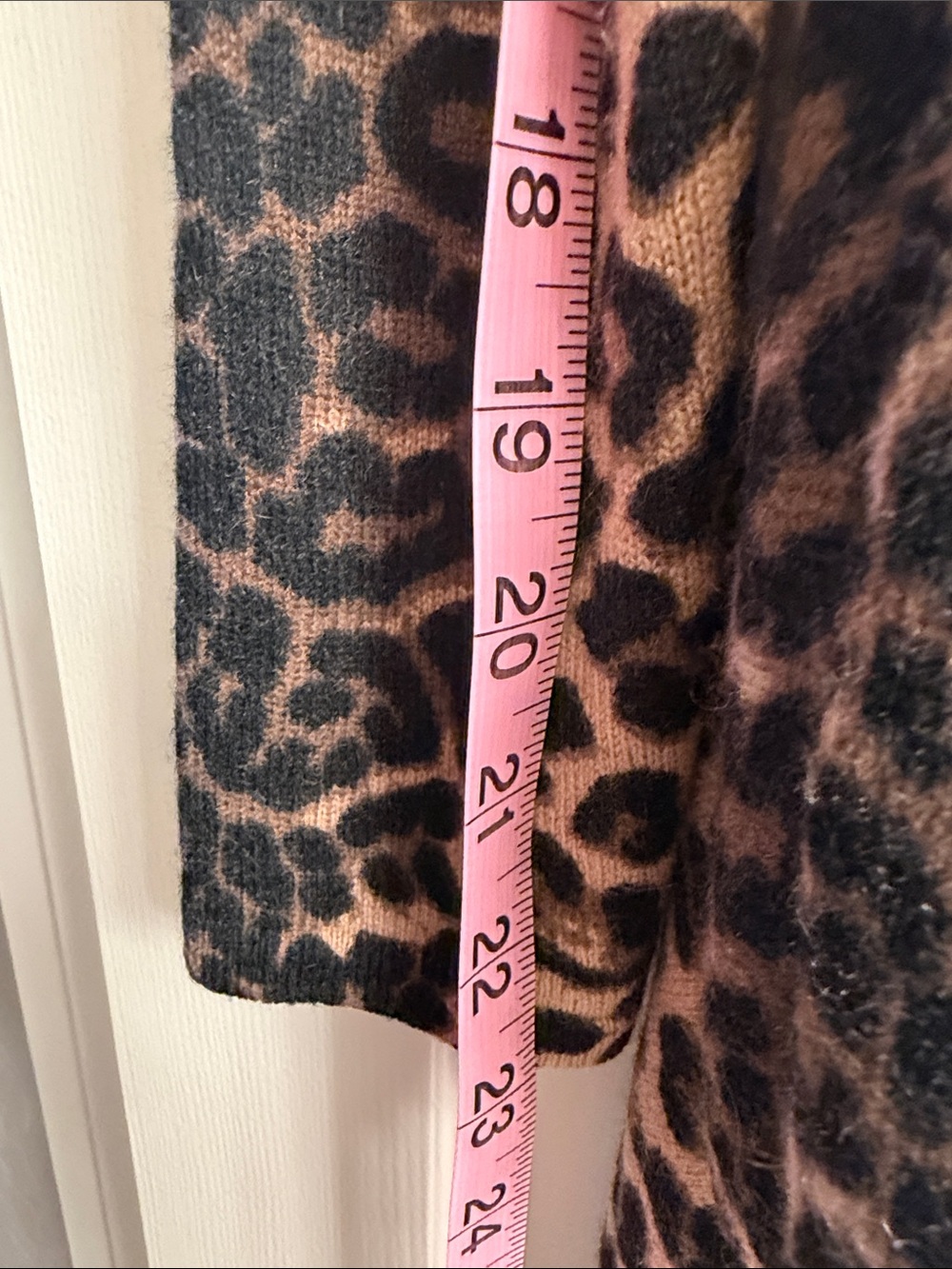 Saks Fifth Avenue 100% Cashmere Leopard Print Open-Front Cardigan Beige & Black - Picture 9 of 11